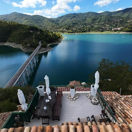 La Terrazza Sul Lago Turano Castel di Tora Eksteriør billede