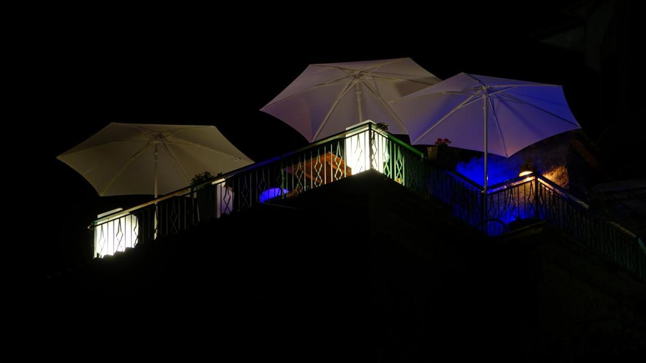 La Terrazza Sul Lago Turano Castel di Tora Eksteriør billede
