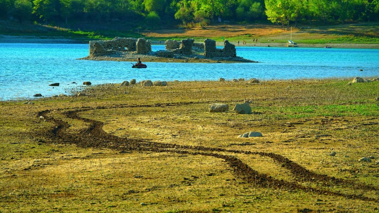 La Terrazza Sul Lago Turano Castel di Tora Eksteriør billede