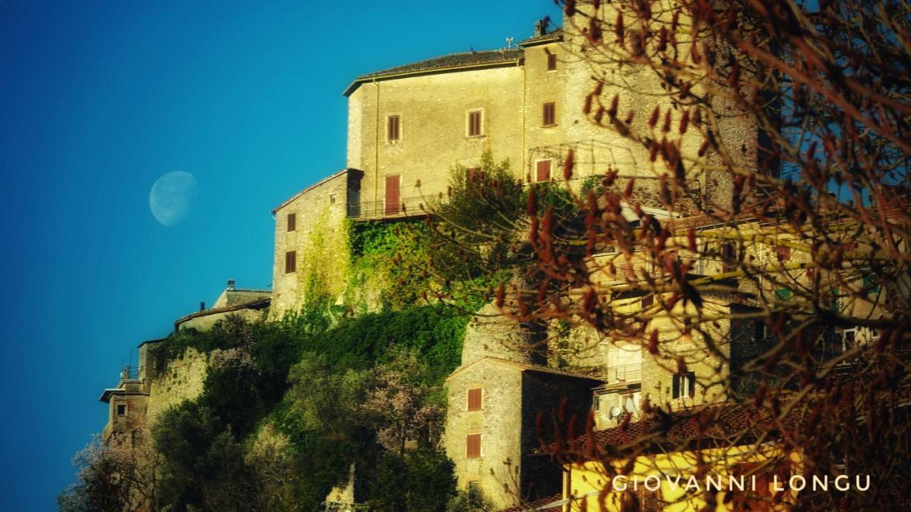 La Terrazza Sul Lago Turano Castel di Tora Eksteriør billede